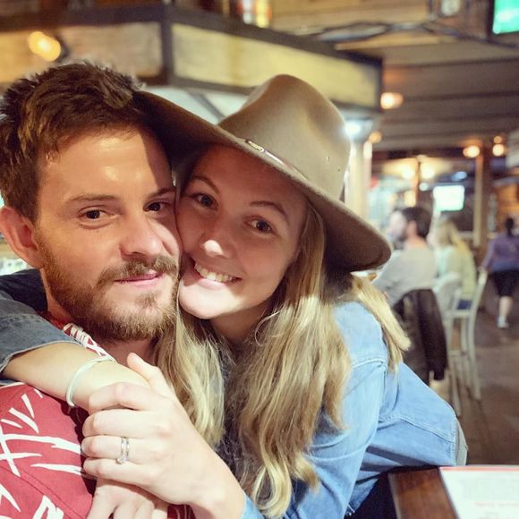 Profile Picture of Jess Glennie (@jess_glennie) on Poshmark