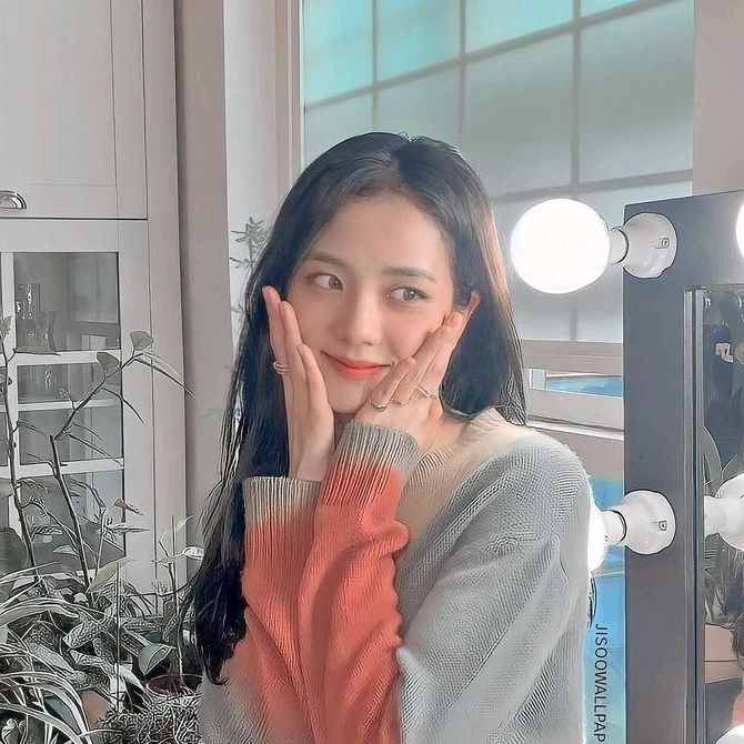 Profile Picture of 𝐖𝐈𝐍𝐓𝐄𝐑. (@_winter_84) on Tiktok