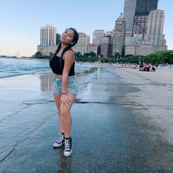 Profile Picture of Erika Zamarripa (@erikaxzamarripa) on Poshmark