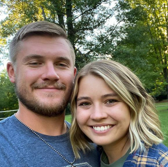 Profile Picture of Savannah Harper (@hsavannah24) on Poshmark