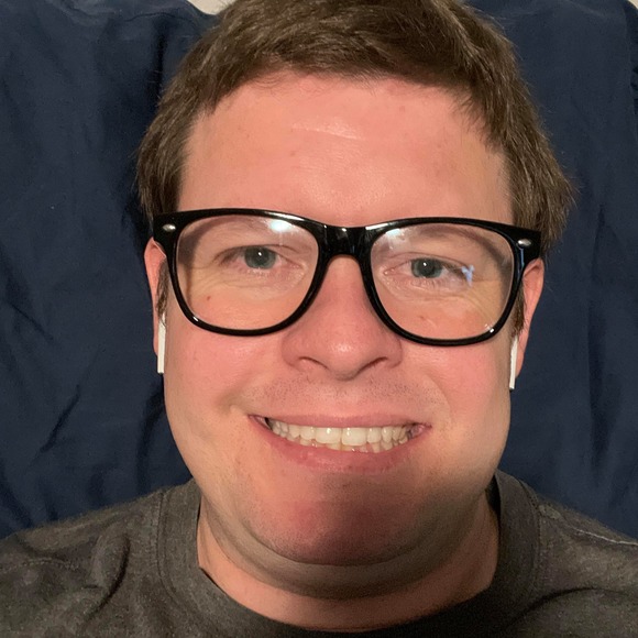 Profile Picture of Jared Crowl (@geek3864) on Poshmark