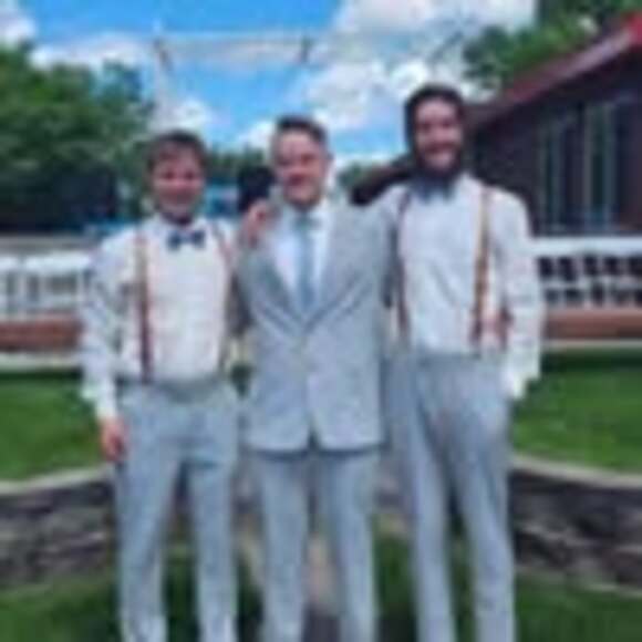 Profile Picture of Nick Beuning (@nickbeuning511) on Poshmark