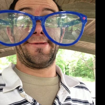 Profile Picture of Jon Maguire (@FSradioDRUNKJON) on Twitter