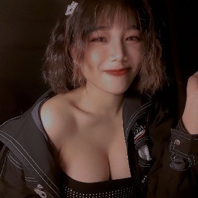 Profile Picture of Anh Bon ( Đào Thị Kim Anh ) (@anhbon1010) on Twitter