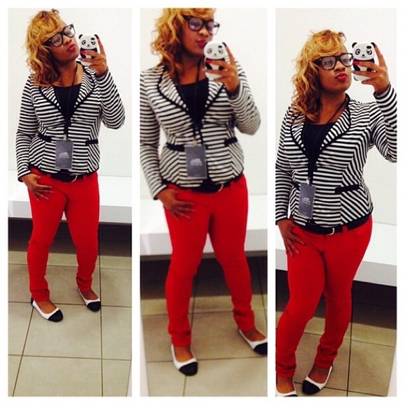 Profile Picture of Latoya Pippins (@latoyapippins) on Poshmark