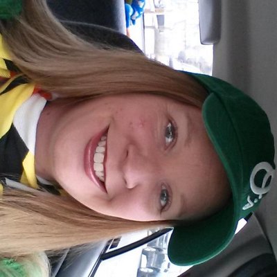 Profile Picture of Jill Calvert (@jilloriolesgirl) on Twitter
