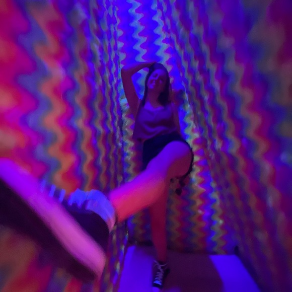 Profile Picture of Katelynn Gregory (@katelynn_3) on Poshmark