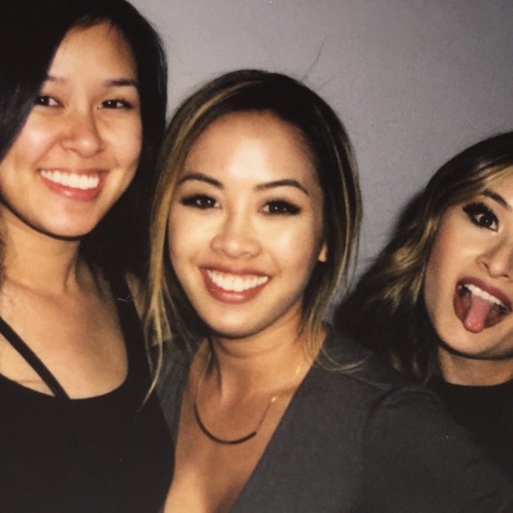 Profile Picture of Erica Nguyen (@urqua) on Poshmark