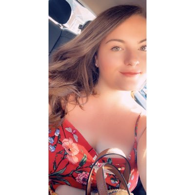 Profile Picture of Lydia Sinclair (@lydiasinclair14) on Twitter