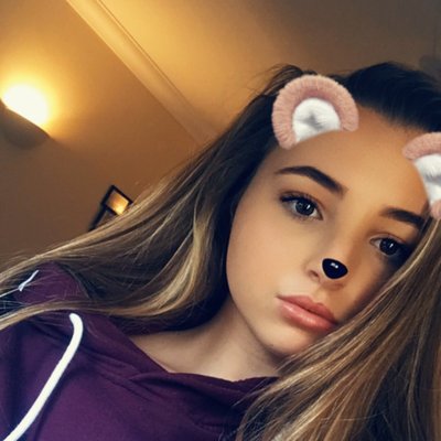 Profile Picture of Lucy Rowley (@LucyRowleyxx) on Twitter