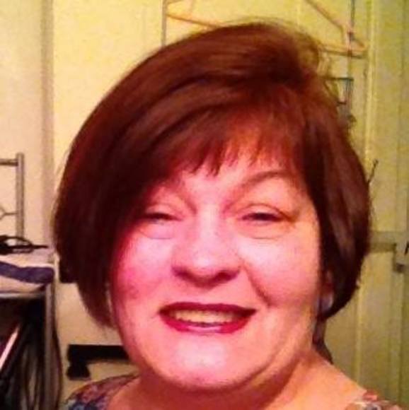Profile Picture of Suzanne Logue (@xbbwsexyx) on Poshmark