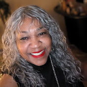 Profile Picture of Carolyn Read (@TheRealRead) on Youtube