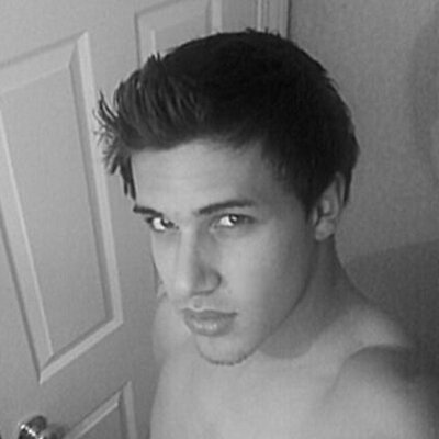 Profile Picture of David Mccutcheon (@d_cashismyswag) on Twitter