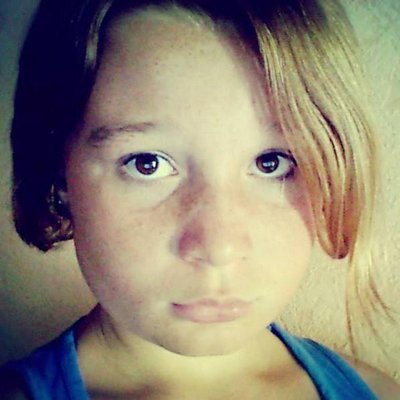 Profile Picture of Léa Pierre (@leapierre17) on Twitter