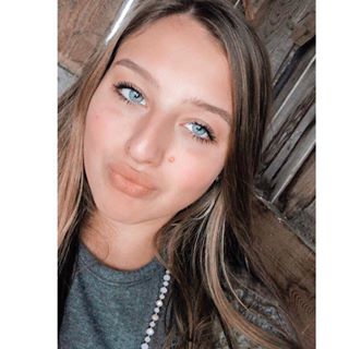 Profile Picture of Hannah Wozniak (@hannah.wozniak.92) on Facebook