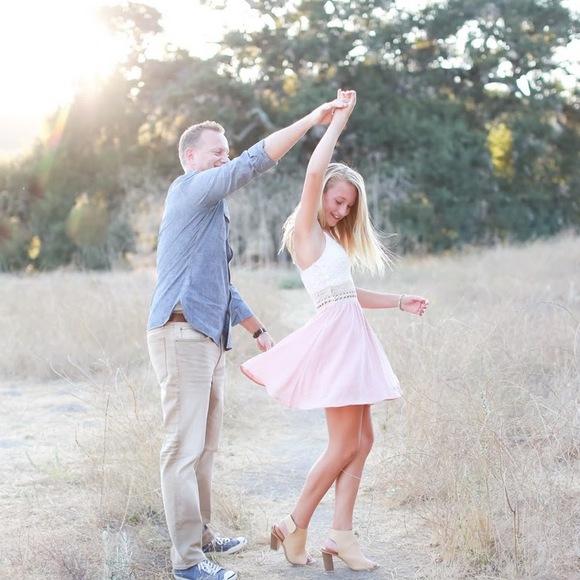 Profile Picture of Kendall Colin (@kendallcolin) on Poshmark