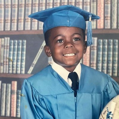 Profile Picture of James St. Patrick🕴🏾 (@tr3payn3) on Twitter
