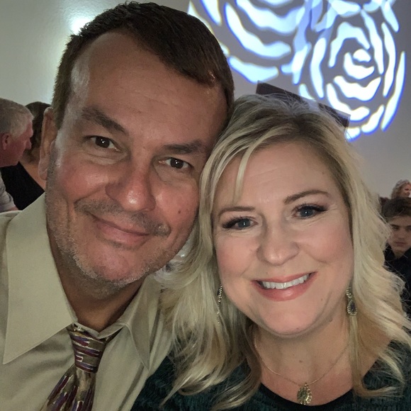 Profile Picture of Lori Dasilva (@dasilvalad) on Poshmark