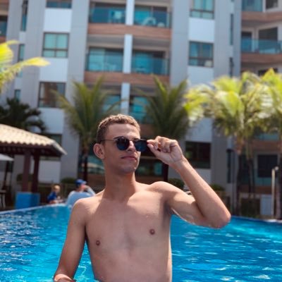 Profile Picture of Elvis Tavares  (@ElvisTavares10) on Twitter