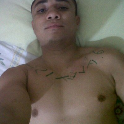Profile Picture of Carlos Borromeo (@borrogomez) on Twitter