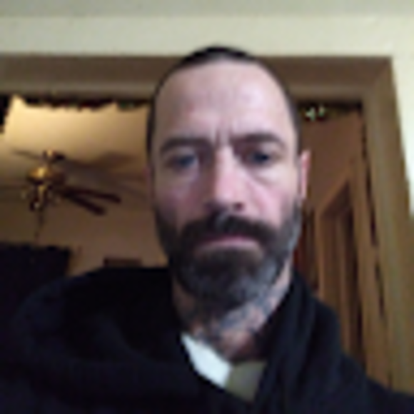 Profile Picture of Daniel Mallett (@dem421879) on Poshmark