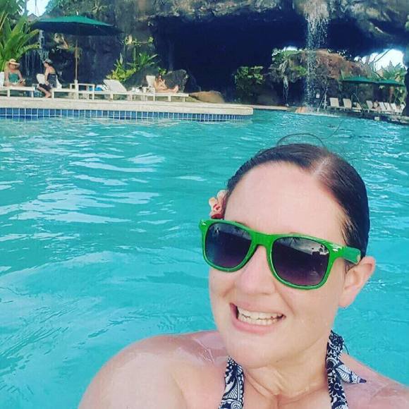 Profile Picture of Melissa Staples (@missyme37) on Poshmark