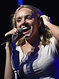 Profile Photo of Danielle Bradbery - Wikipediaon Wikipedia