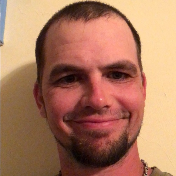 Profile Picture of Brian Lamm (@blamm1987) on Poshmark