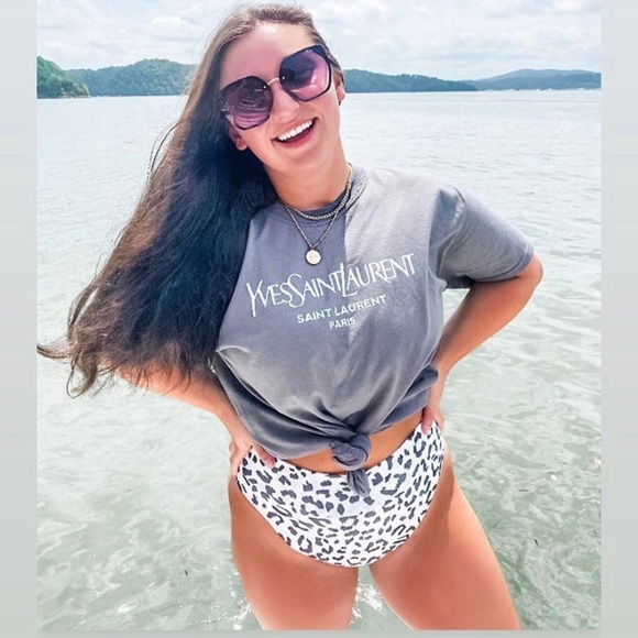 Profile Picture of Emma Eilertson (@e_eilertson) on Poshmark