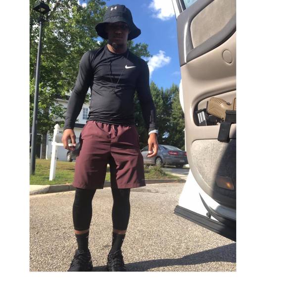 Profile Picture of Joshua Simmons (@minime32116) on Poshmark