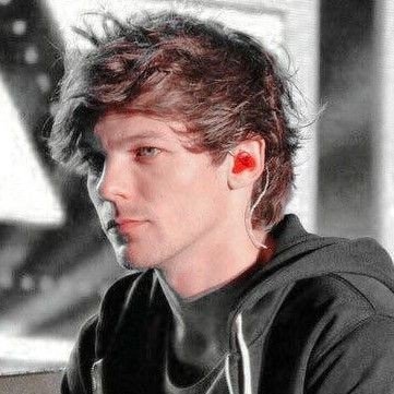 Profile Picture of 𝕾𝖆𝖇𝖗𝖎𝖓𝖆 ◟̽◞̽ (@heslwtsun_) on Twitter