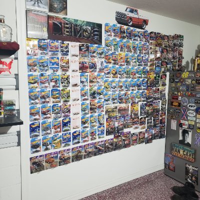 Profile Picture of Christopher Devoe (@devoesdiecast) on Twitter
