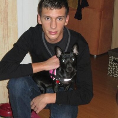 Profile Picture of Steven Thiel (@Steviie_90) on Twitter