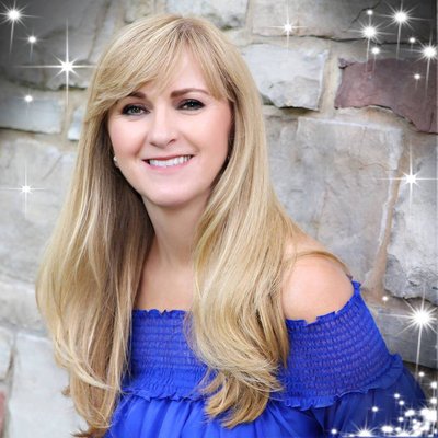 Profile Picture of Norah Knox (@NorahKnoxHomes) on Twitter