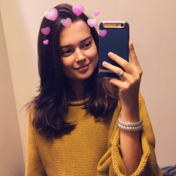 Profile Picture of Safiyyah Sanchez (@safiyyah64) on Poshmark