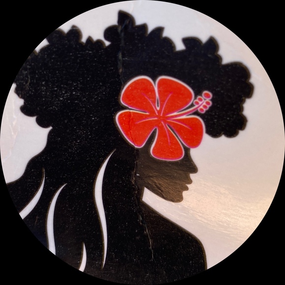 Profile Picture of Marita Buscombe (@mbbi) on Poshmark