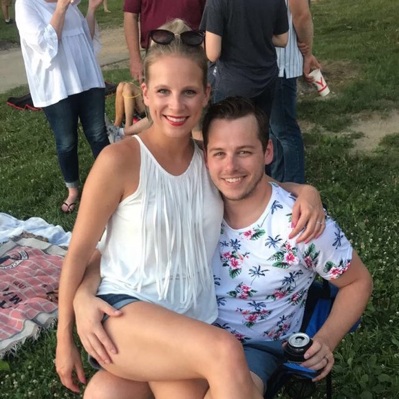 Profile Picture of Keely Cox (@kspellman90) on Poshmark