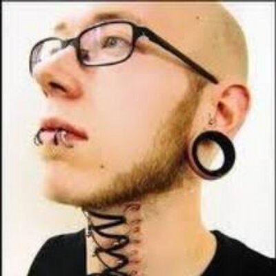 Profile Picture of C∕̴Ɩhmad Fatoni (@Tony_ahmad) on Twitter