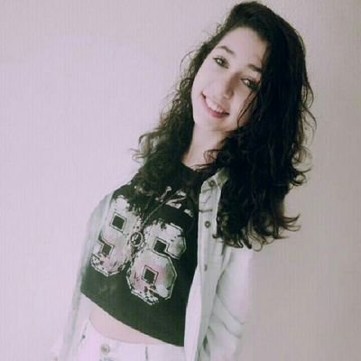 Profile Picture of Julia Silvestrin (@JuliaSilvestri7) on Twitter