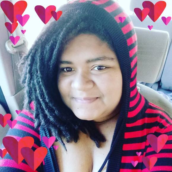 Profile Picture of Joyanne Lovelace (@ljoy75) on Poshmark