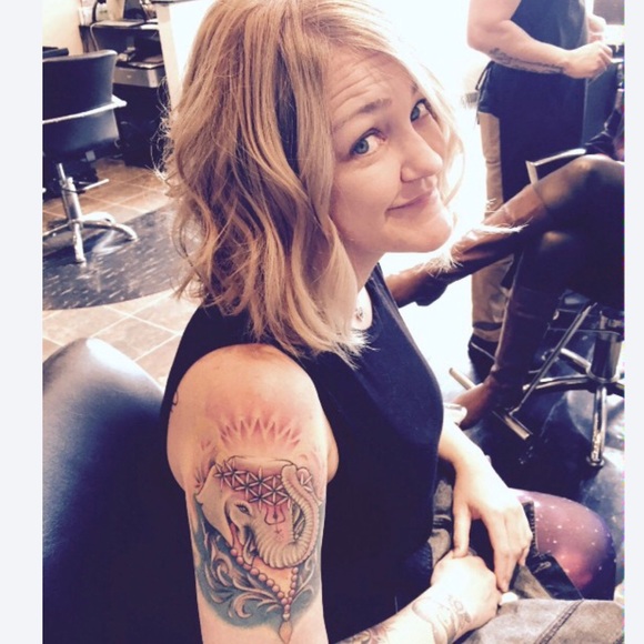 Profile Picture of Shannon Kennedy (@shannon2086) on Poshmark