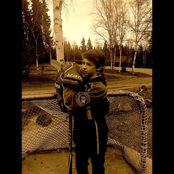 Profile Picture of Jonah Henderaon (@j_henderson71) on Poshmark