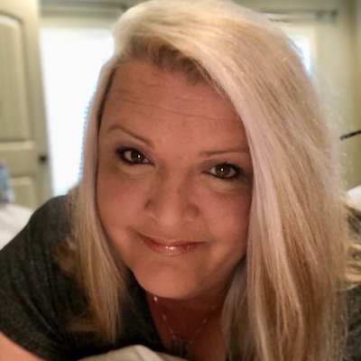 Profile Picture of Michelle Landers (@sumila74) on Twitter