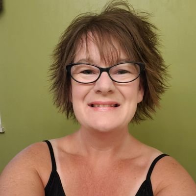 Profile Picture of Brandy (@BrandyluvsRandy) on Twitter