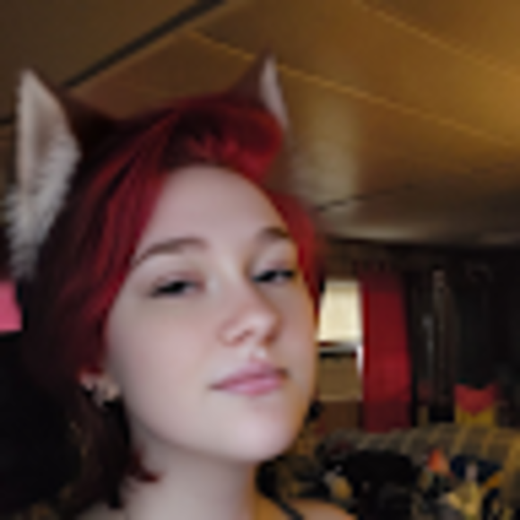 Profile Picture of Pryzm Mastel (@pryzma) on Poshmark