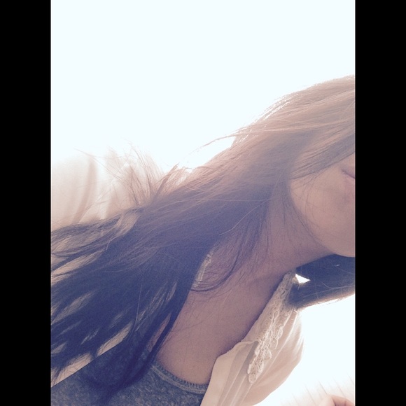 Profile Picture of Jenny Jiang (@backrewind) on Poshmark