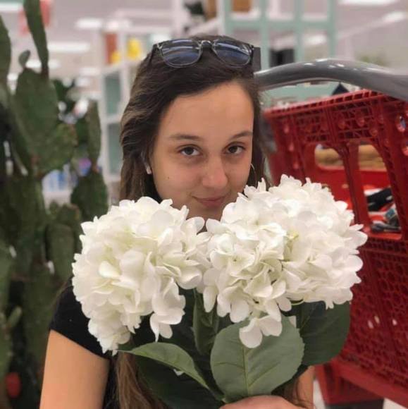 Profile Picture of Jana Mcgaughey (@janamcgaughey) on Poshmark