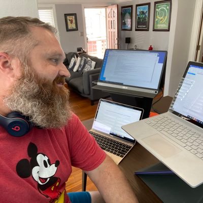Profile Picture of Mike D'Arnaud (@mikedarnaud) on Twitter