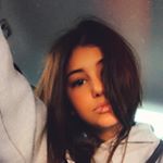 Profile Picture of shellycastro (@shellycastro) on Instagram