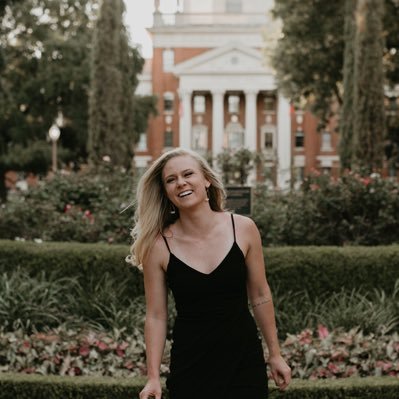 Profile Picture of Kim Oliver (@kim_michelle5) on Twitter